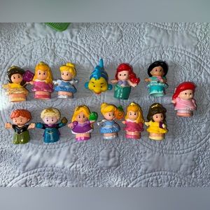 Little People Disney 13 pieces